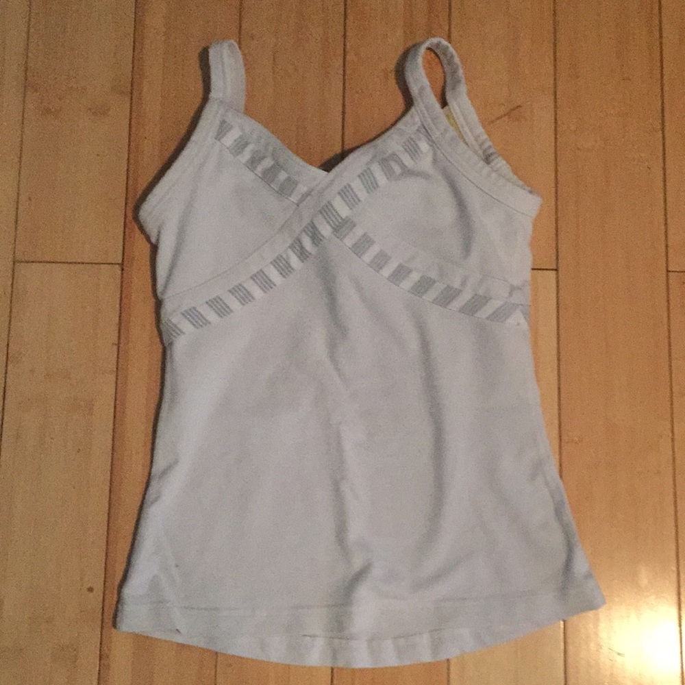 Lulu lemon top